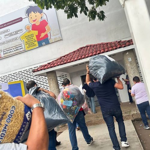 4-EL-NOTARIADO-TABASQUENO-SE-SUMA-AL-1ER-MARATON-DE-AYUDA-ORGANIZADO-POR-EL-DIF-ESTATAL