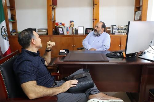 7-–-REUNION-CON-EL-SUBSECRETARIO-DE-SERVICIOS-REGISTRALES-LIC.-MARIO-ALBERTO-GALLARDO-GARCIA (1)