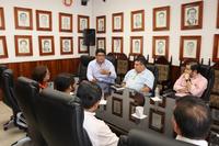 17 – REUNIÓN CON LA PRESIDENTA MUNICIPAL DE CUNDUACÁN, LIC. MARÍA DE LA CRUZ LÓPEZ, JUNTO CON NOTARIOS DE CUNDUACÁN