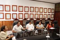 18 – REUNIÓN CON LA PRESIDENTA MUNICIPAL DE CUNDUACÁN, LIC. MARÍA DE LA CRUZ LÓPEZ, JUNTO CON NOTARIOS DE CUNDUACÁN