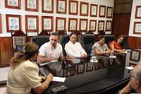 6 – REUNIÓN CON LA PRESIDENTA MUNICIPAL DE CUNDUACÁN, LIC. MARÍA DE LA CRUZ LÓPEZ, JUNTO CON NOTARIOS DE CUNDUACÁN