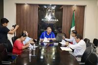 10 – FIRMA DE CONVENIO CON EL PRESIDENTE MUNICIPAL DE MACUSPANA, LIC. GASPAR DÍAZ FALCÓN