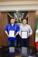 4 – FIRMA DE CONVENIO CON EL PRESIDENTE MUNICIPAL DE MACUSPANA, LIC. GASPAR DÍAZ FALCÓN