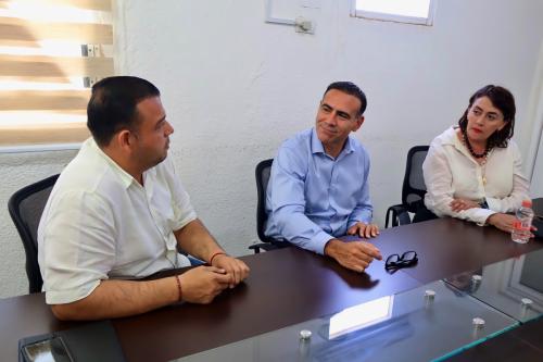 14-–-FIRMA-DE-CONVENIO-CON-EL-PRESIDENTE-MUNICIPAL-DE-JALPA-LIC.-JOSE-MANUEL-HERNANDEZ-PEREZ-EN-EL-PALACIO-MUNICIPAL-DEL-MISMO
