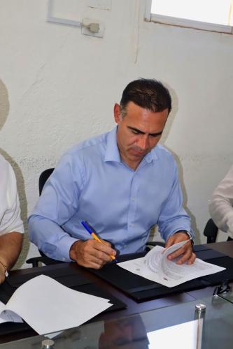 7-–-FIRMA-DE-CONVENIO-CON-EL-PRESIDENTE-MUNICIPAL-DE-JALPA-LIC.-JOSE-MANUEL-HERNANDEZ-PEREZ-EN-EL-PALACIO-MUNICIPAL-DEL-MISMO