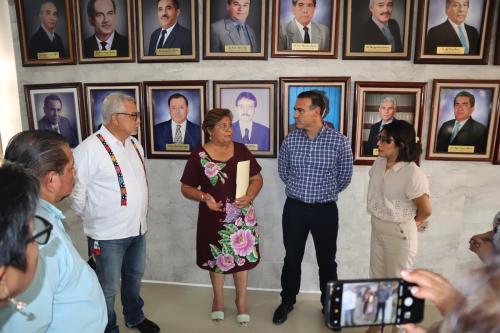 11-FIRMA-DE-CONVENIO-CON-LA-PRESIDENTA-MUNICIPAL-DE-JONUTA-PRFRA.-MARIA-SOLEDAD-VILLAMAYOR-NOTARIO-EN-LAS-INTALACIONES-DEL-COLEGIO-DE-NOTARIOS-DE-TABASCO-A.-C