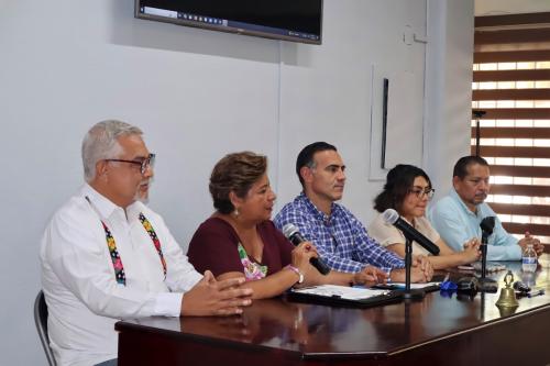 6-FIRMA-DE-CONVENIO-CON-LA-PRESIDENTA-MUNICIPAL-DE-JONUTA-PRFRA.-MARIA-SOLEDAD-VILLAMAYOR-NOTARIO-EN-LAS-INTALACIONES-DEL-COLEGIO-DE-NOTARIOS-DE-TABASCO-A.-C
