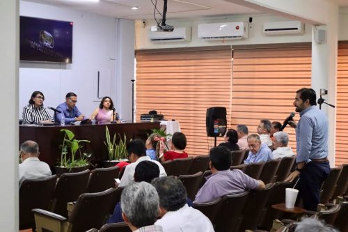 77 10-REUNION-DE-TRABAJO-EN-EL-COLEGIO-DE-NOTARIOS-CON-LA-SUBDSECRETARIA-DE-ADMINISTRACION-Y-FINANZAS-DEL-GOBIERNO-DE-TABASCO-Y-LA-DIRECTORA-GENERAL-DEL-CATASTRO-EN-LAS-INTALACIONES-DEL-MISMO