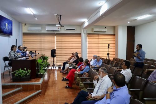 77 6-REUNION-DE-TRABAJO-EN-EL-COLEGIO-DE-NOTARIOS-CON-LA-SUBDSECRETARIA-DE-ADMINISTRACION-Y-FINANZAS-DEL-GOBIERNO-DE-TABASCO-Y-LA-DIRECTORA-GENERAL-DEL-CATASTRO-EN-LAS-INTALACIONES-DEL-MISMO