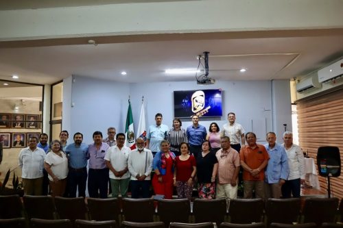 77 9-REUNION-DE-TRABAJO-EN-EL-COLEGIO-DE-NOTARIOS-CON-LA-SUBDSECRETARIA-DE-ADMINISTRACION-Y-FINANZAS-DEL-GOBIERNO-DE-TABASCO-Y-LA-DIRECTORA-GENERAL-DEL-CATASTRO-EN-LAS-INTALACIONES-DEL-MISMO
