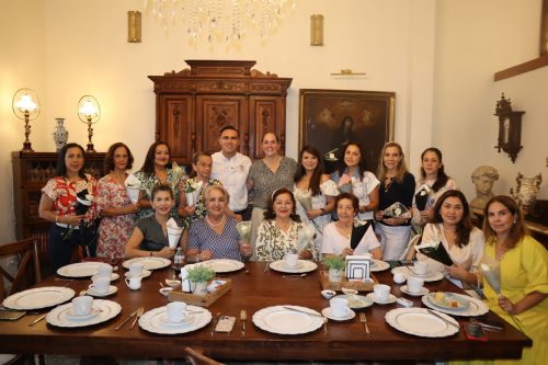 83 2-DIA-DE-LAS-MADRES